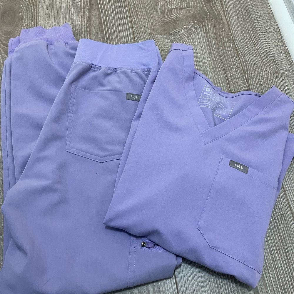 Figs Violet Scrub set